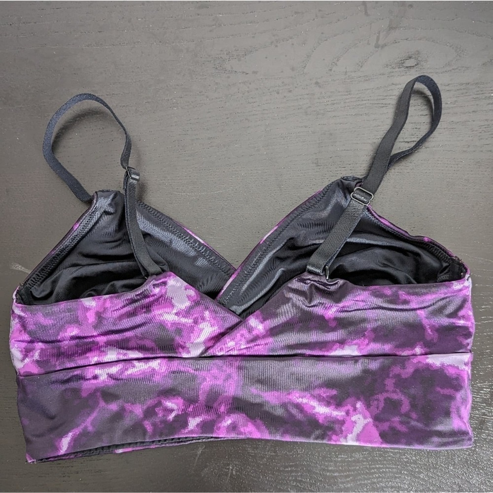 Adore Me Kali Contour Low-Impact Sports Bra Purple and Black Print Size Medium - Picture 2 of 8
